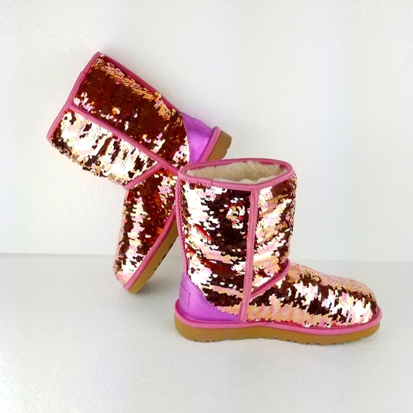 NWT UGG Sequin Short Boot - Picture 5 of 12